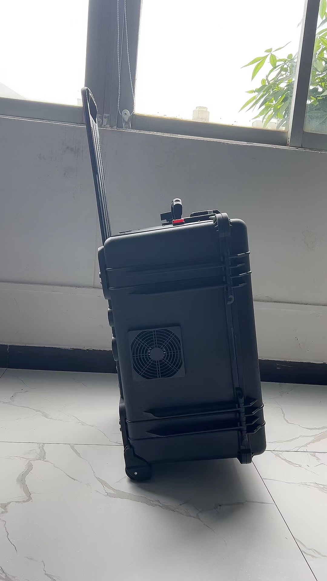 安陆手拉箱型移动通信干扰器